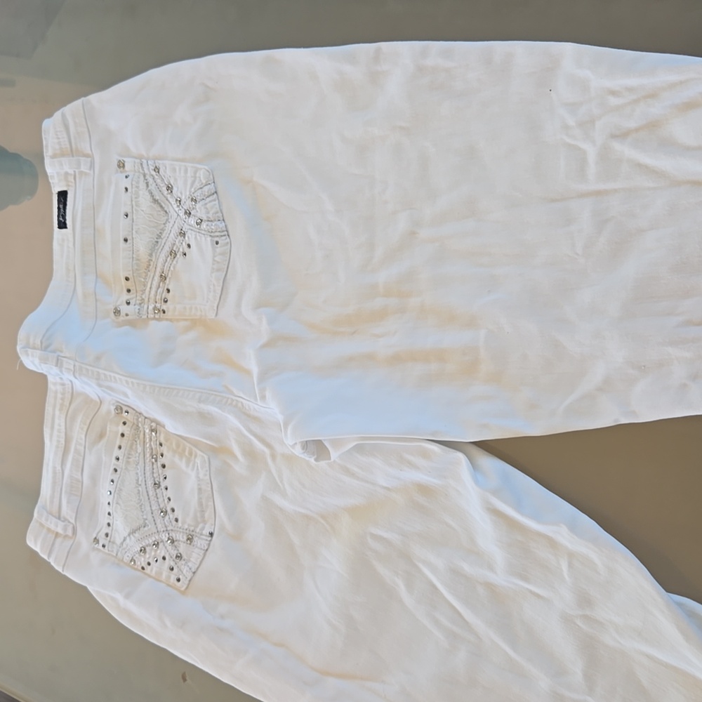 Earl Jeans White Embellished Capris - Picture 3 of 9